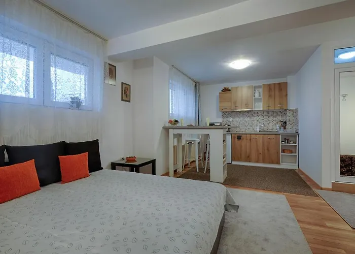 Kabakum Alen Mak Daire Altın Kumlar